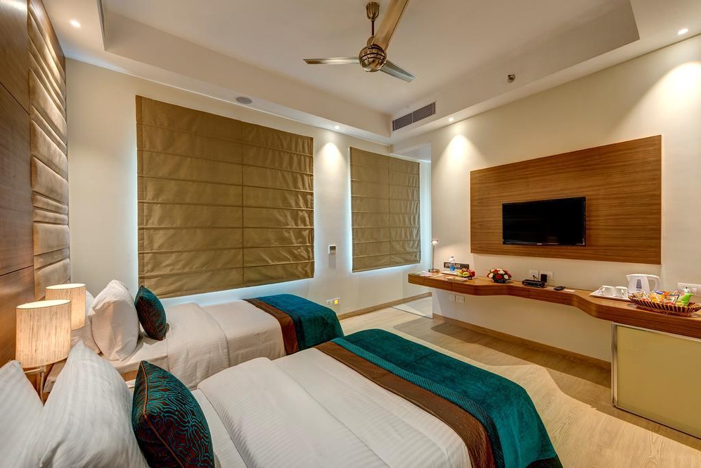 The Astor Hotel Calcutta Kamer foto